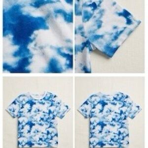 GAP Blue and White Tie-Dye Short Sleeve Tee